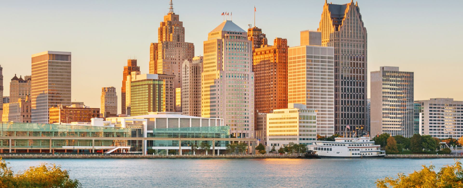 Things to do with your dog in Detroit Michigan